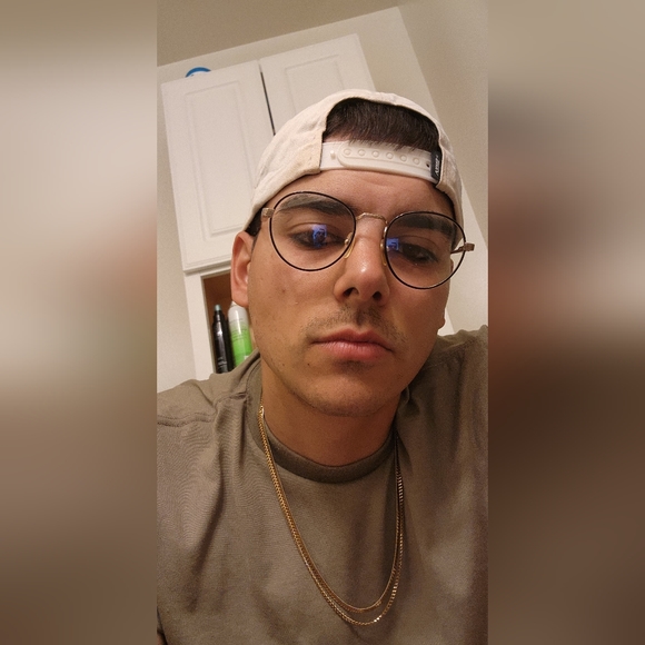 Meet your Posher, Johnny - Picture 8 of 11